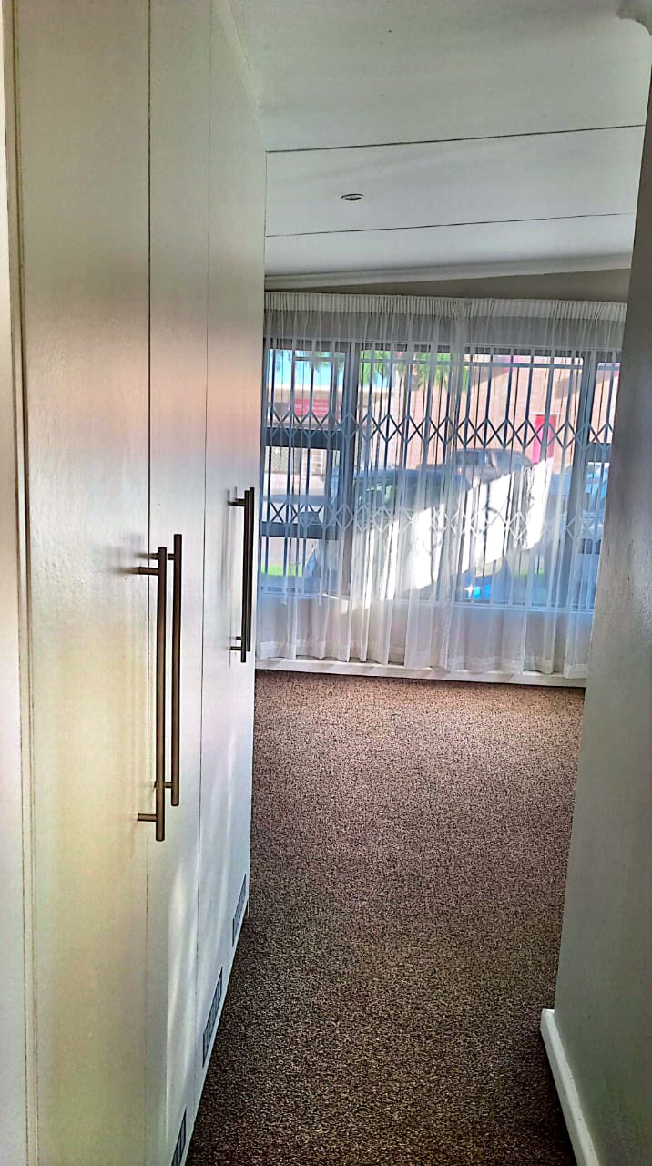 3 Bedroom Property for Sale in Cambridge Eastern Cape